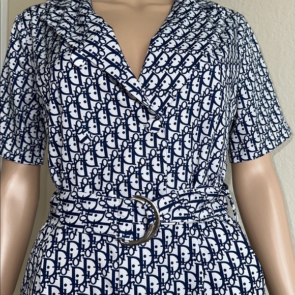Navy & White Printed Wrap Romper with Belt Size Medium - Picture 4 of 16